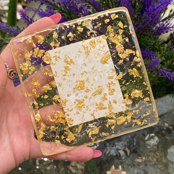 Taylor Swift Exile with Gold Flakes Resin Display Art & Mini Easel - Picture 8 of 14